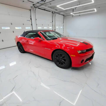 2015 Chevrolet Camaro LT RWD photo