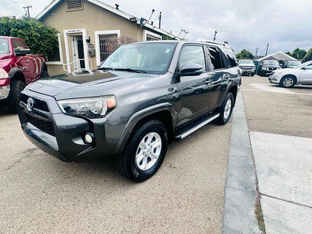 2016 Toyota 4Runner SR5 4WD photo