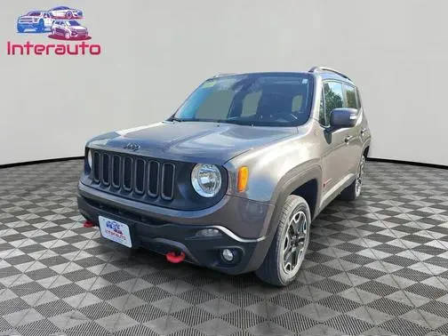 2016 Jeep Renegade Trailhawk 4WD photo