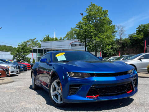 2017 Chevrolet Camaro 1LT RWD photo