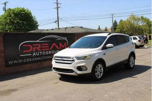 2017 Ford Escape SE FWD photo