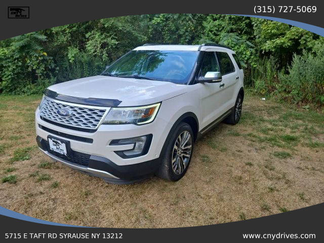 2017 Ford Explorer Platinum 4WD photo