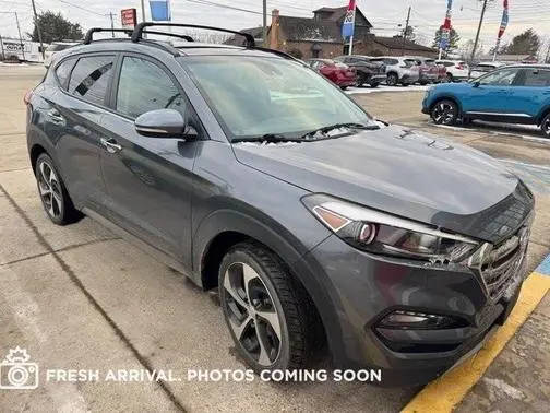 2017 Hyundai Tucson Limited AWD photo