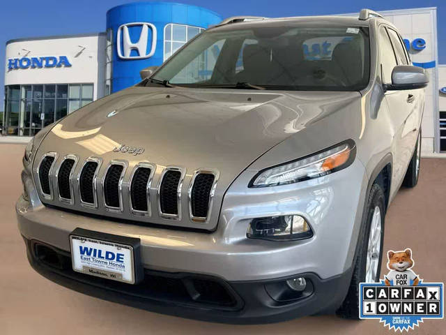 2017 Jeep Cherokee Latitude 4WD photo