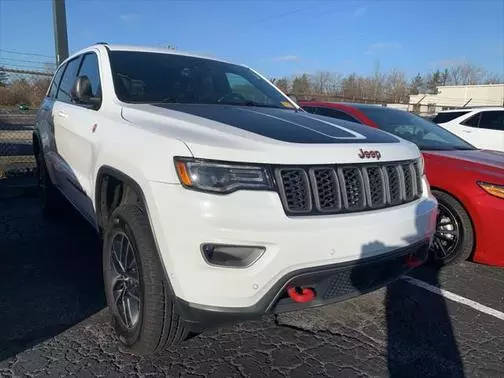 2017 Jeep Grand Cherokee Trailhawk 4WD photo