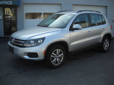 2017 Volkswagen Tiguan S AWD photo