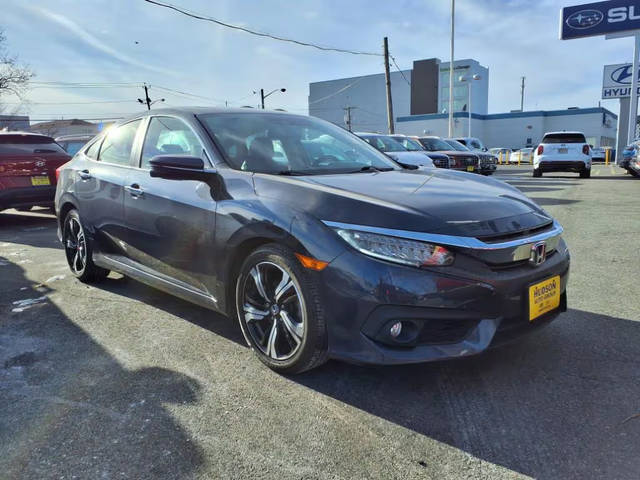 2016 Honda Civic Touring FWD photo