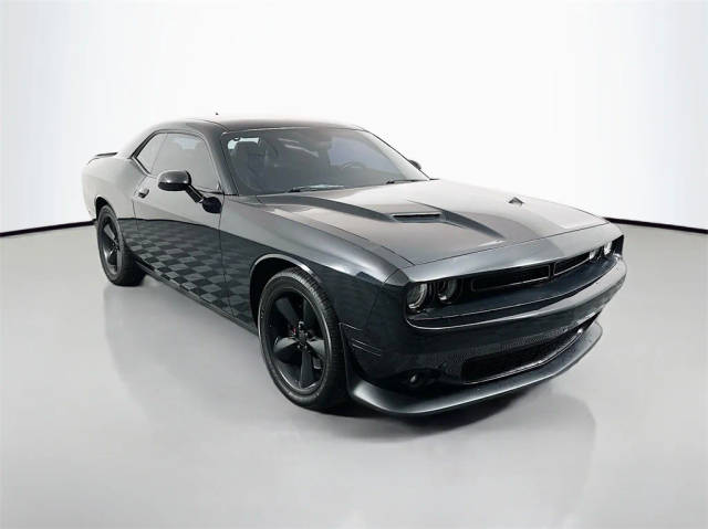 2016 Dodge Challenger R/T Plus RWD photo