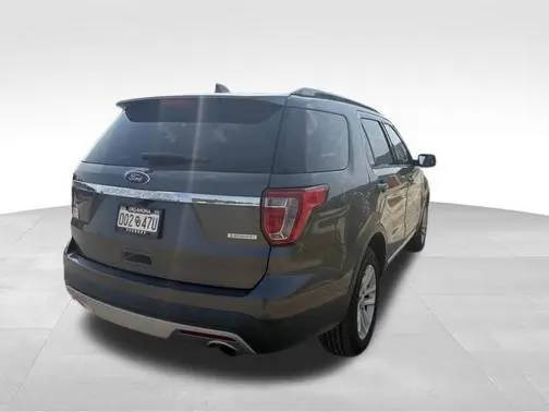 2017 Ford Explorer XLT FWD photo
