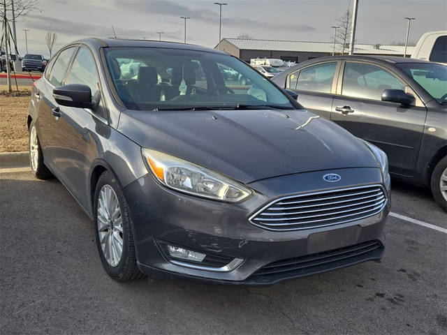 2016 Ford Focus Titanium FWD photo