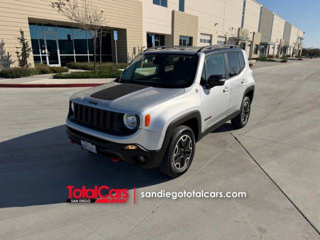 2016 Jeep Renegade Trailhawk 4WD photo