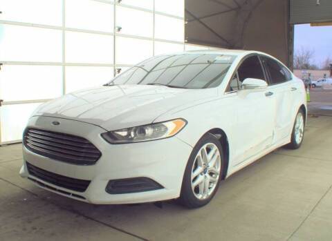 2016 Ford Fusion SE FWD photo
