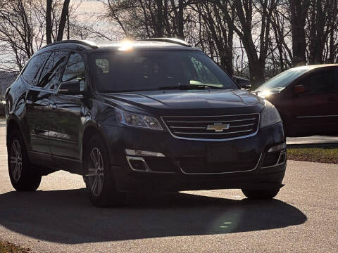 2015 Chevrolet Traverse LT FWD photo