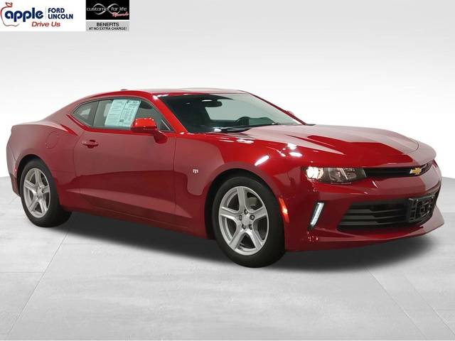 2017 Chevrolet Camaro 1LT RWD photo