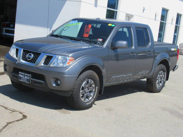 2016 Nissan Frontier PRO-4X 4WD photo