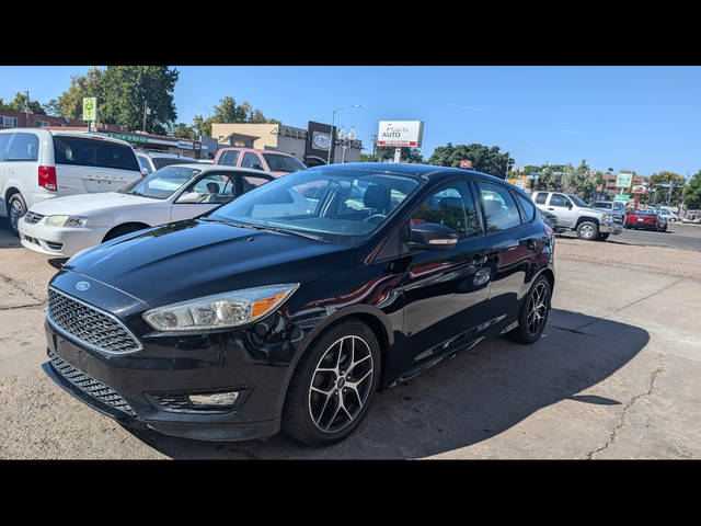 2016 Ford Focus SE FWD photo