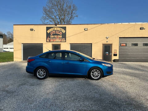 2016 Ford Focus SE FWD photo