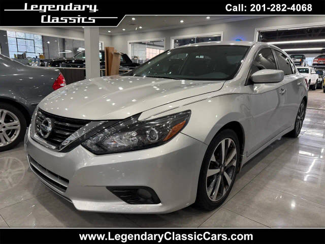 2016 Nissan Altima 2.5 SR FWD photo