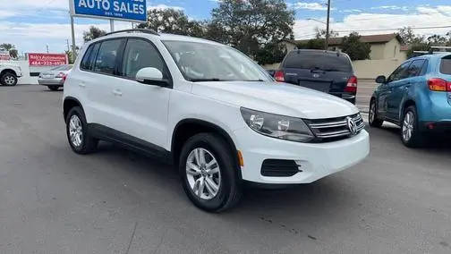 2017 Volkswagen Tiguan S FWD photo