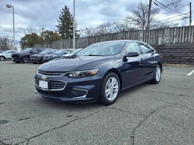2016 Chevrolet Malibu LT FWD photo