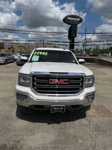 2017 GMC Sierra 1500 SLE 4WD photo