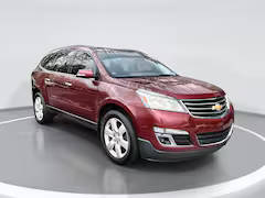 2017 Chevrolet Traverse LT FWD photo