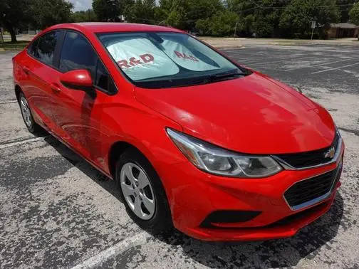 2017 Chevrolet Cruze LS FWD photo
