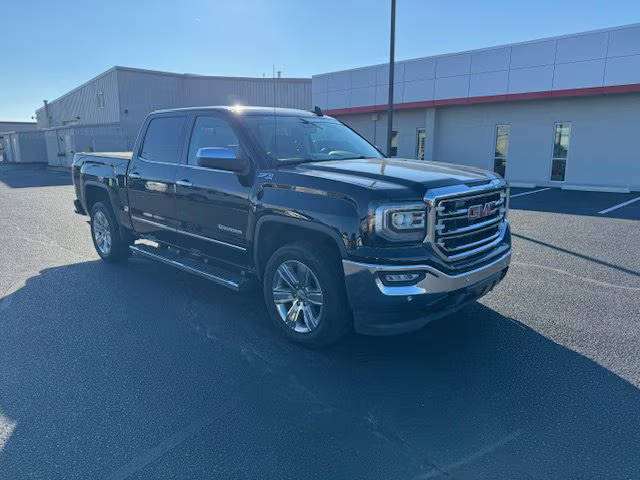 2017 GMC Sierra 1500 SLT 4WD photo