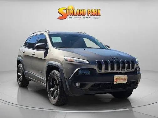 2017 Jeep Cherokee Trailhawk 4WD photo