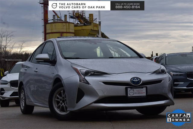 2016 Toyota Prius Four FWD photo