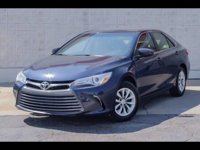 2017 Toyota Camry LE FWD photo