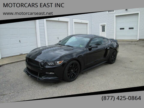 2017 Ford Mustang V6 RWD photo