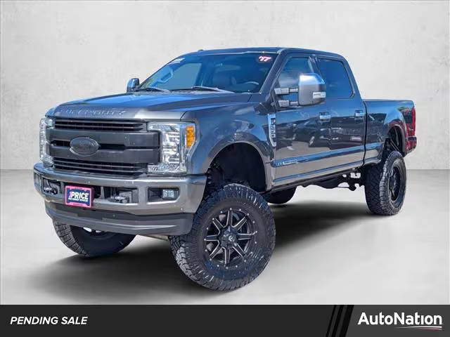 2017 Ford F-250 Super Duty XLT 4WD photo