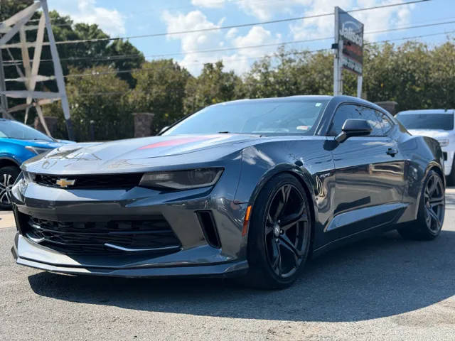 2017 Chevrolet Camaro 2LT RWD photo