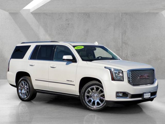 2016 GMC Yukon Denali RWD photo