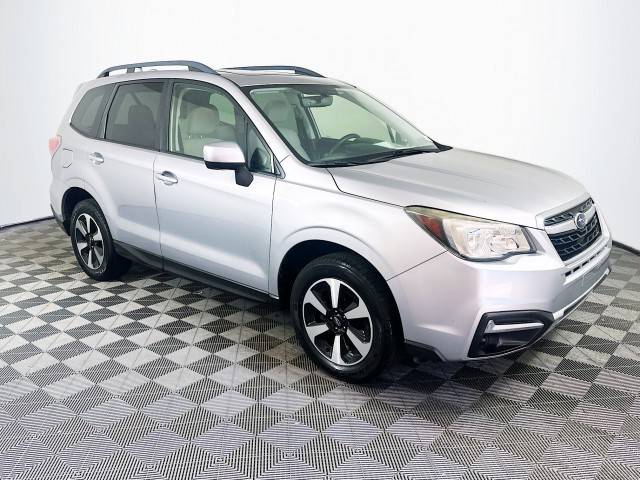 2017 Subaru Forester Premium AWD photo