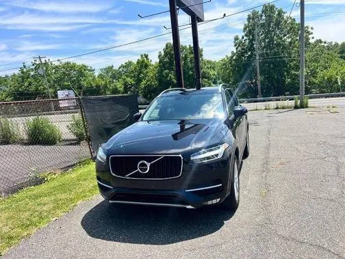 2016 Volvo XC90 T6 Momentum AWD photo