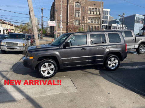 2017 Jeep Patriot Latitude 4WD photo