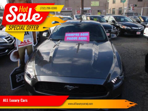 2017 Ford Mustang V6 RWD photo