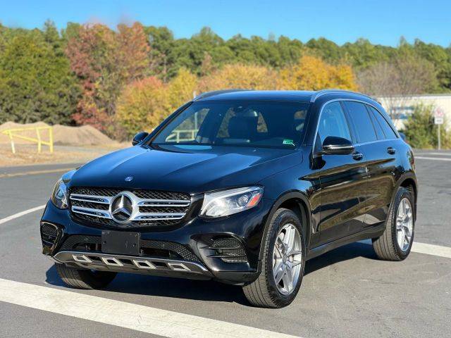 2017 Mercedes-Benz GLC-Class GLC 300 AWD photo