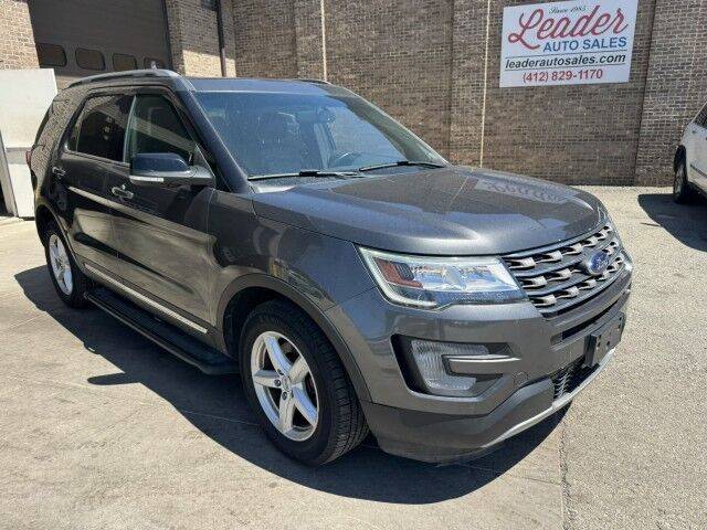 2017 Ford Explorer XLT 4WD photo