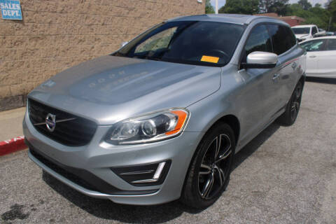 2017 Volvo XC60 R-Design AWD photo