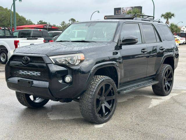 2016 Toyota 4Runner SR5 4WD photo
