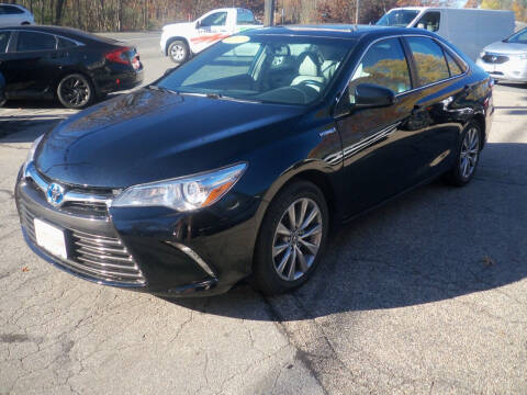 2017 Toyota Camry Hybrid XLE FWD photo