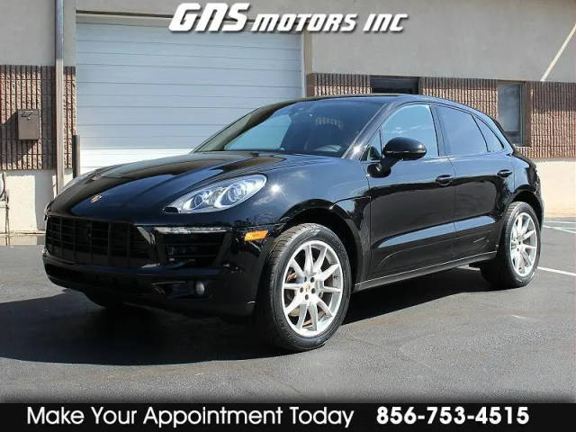 2017 Porsche Macan S AWD photo