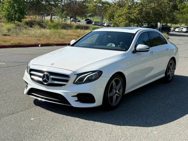 2017 Mercedes-Benz E-Class E 300 Sport RWD photo