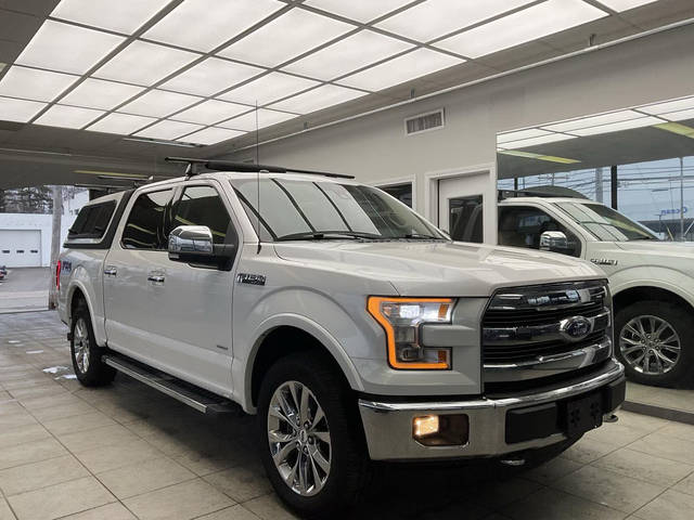2016 Ford F-150 Lariat 4WD photo