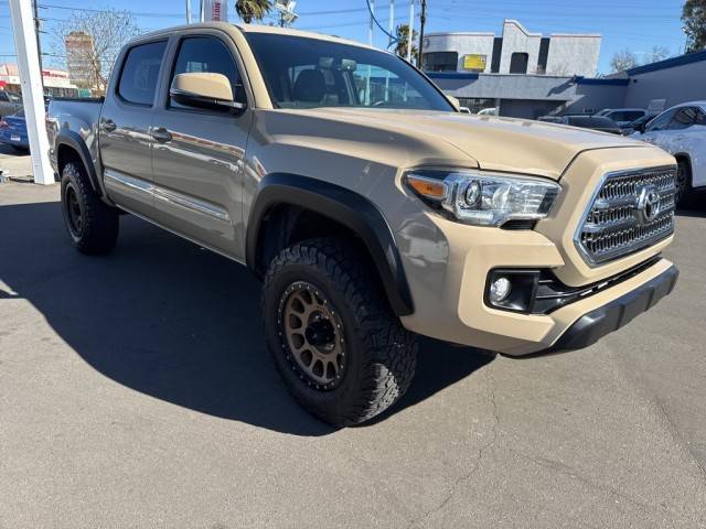 2017 Toyota Tacoma TRD Off Road RWD photo