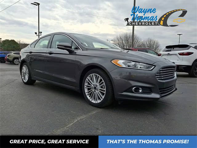 2016 Ford Fusion SE FWD photo