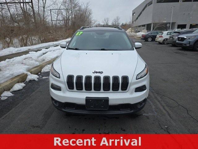 2017 Jeep Cherokee Latitude 4WD photo